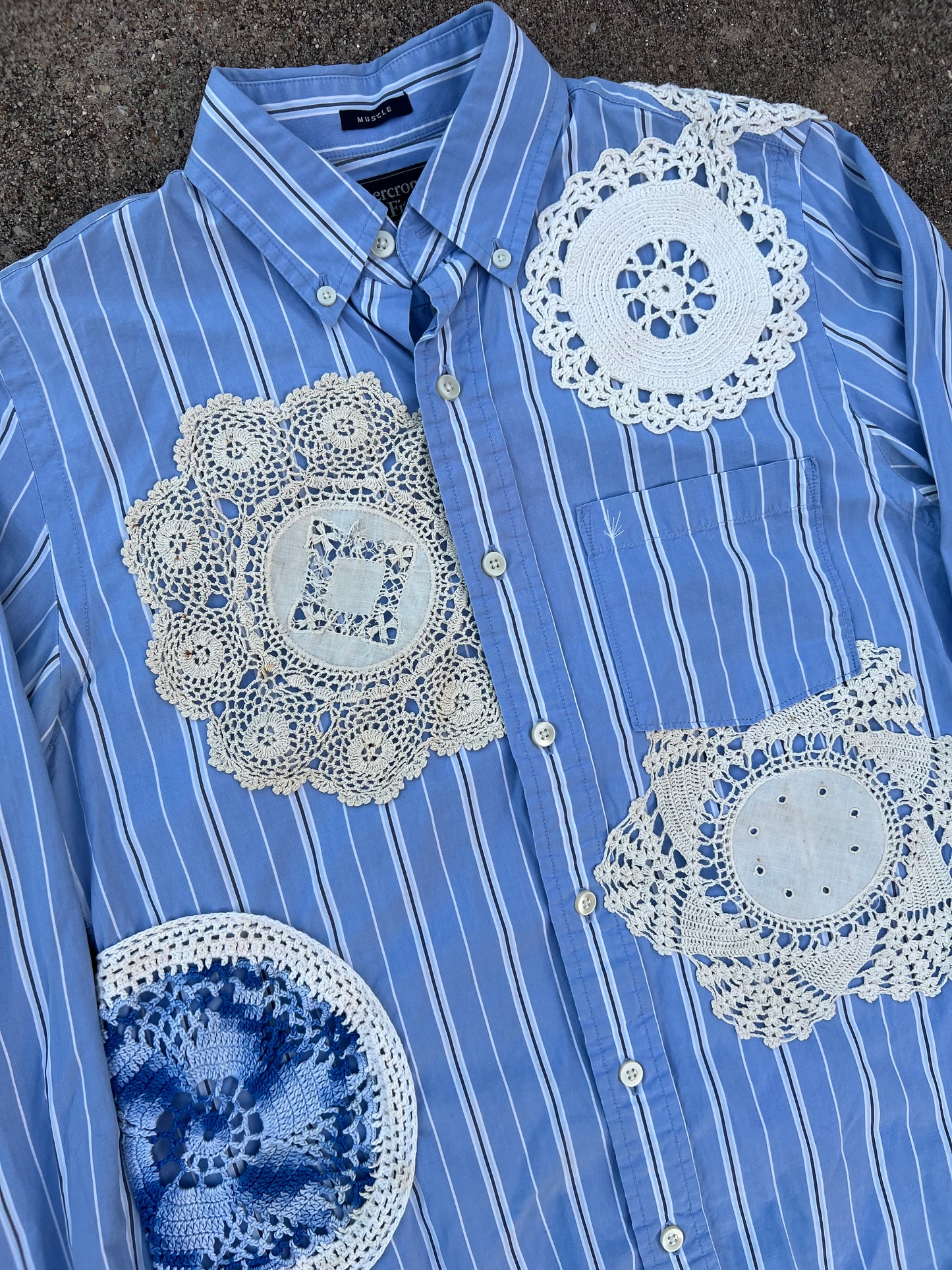 Doilie Stripe Button Up