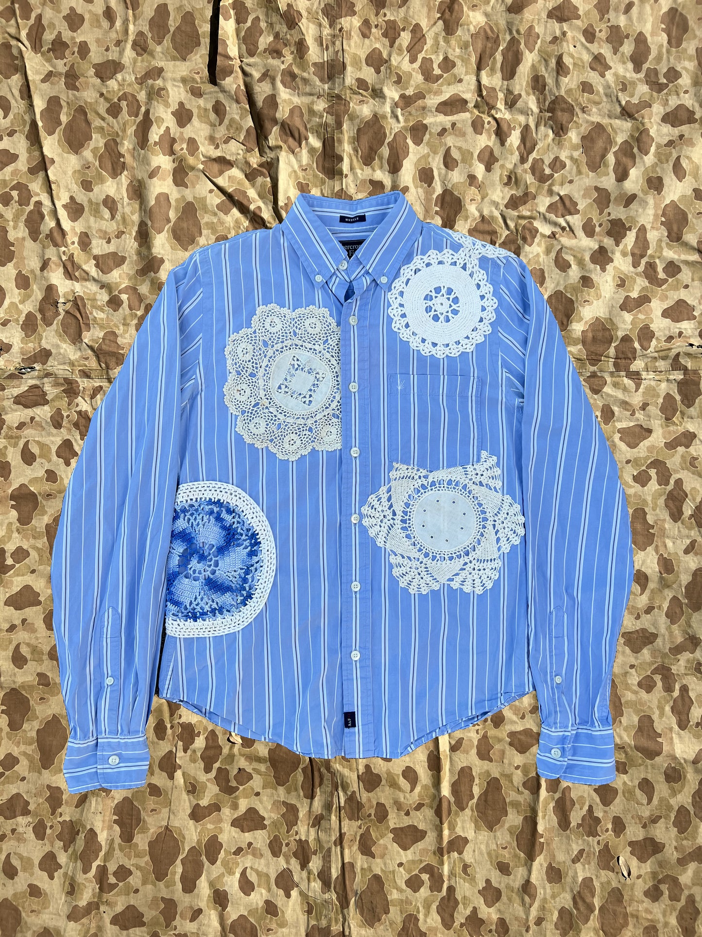 Doilie Stripe Button Up