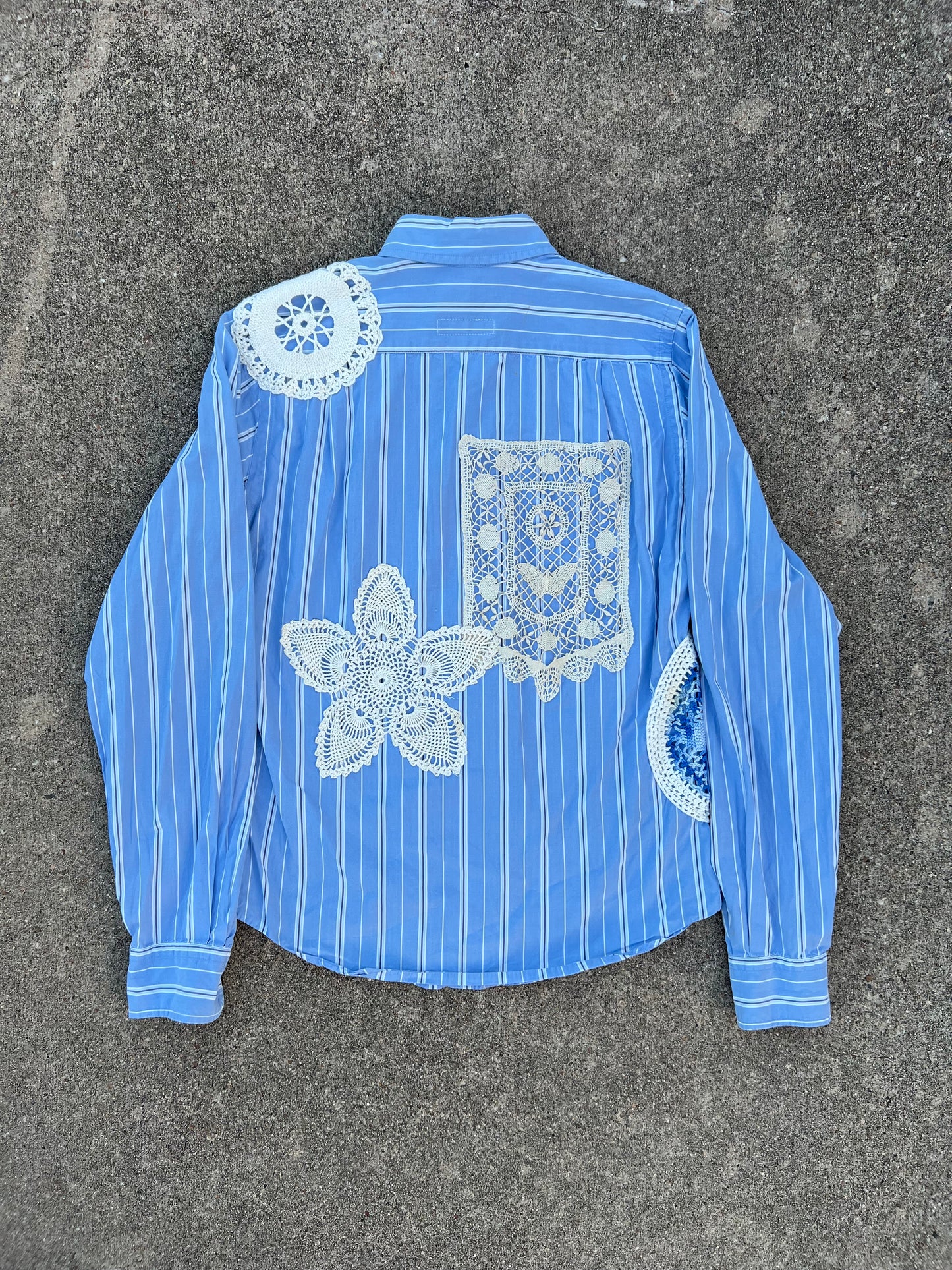 Doilie Stripe Button Up